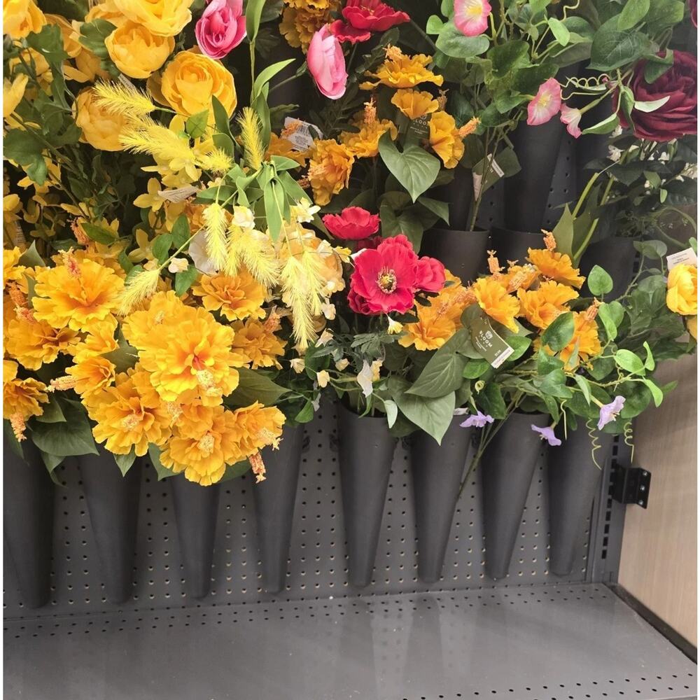Floral Pegboard Vases Plastic Flower Sconce Lot Of 10 Gray Peg Board Vase